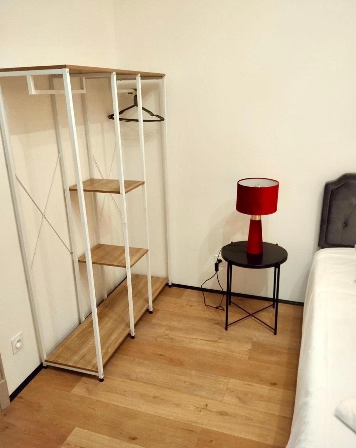 Sainte Cecile 1- Appartement Spacieux Et Lumineux Виши Экстерьер фото